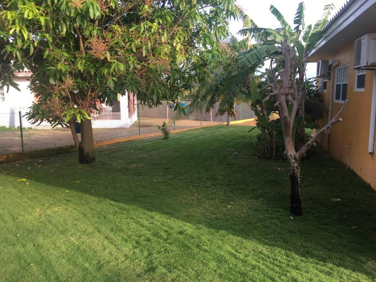 Quinta Villa Willemstad Exterior photo